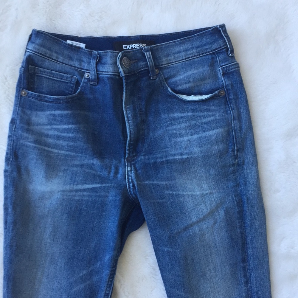 Express high rise jeans size 4